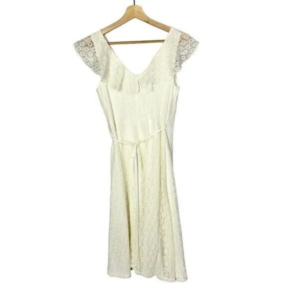 Chelsea28 White Lace Wrap Ruffle Midi Dress S - Picture 3 of 4
